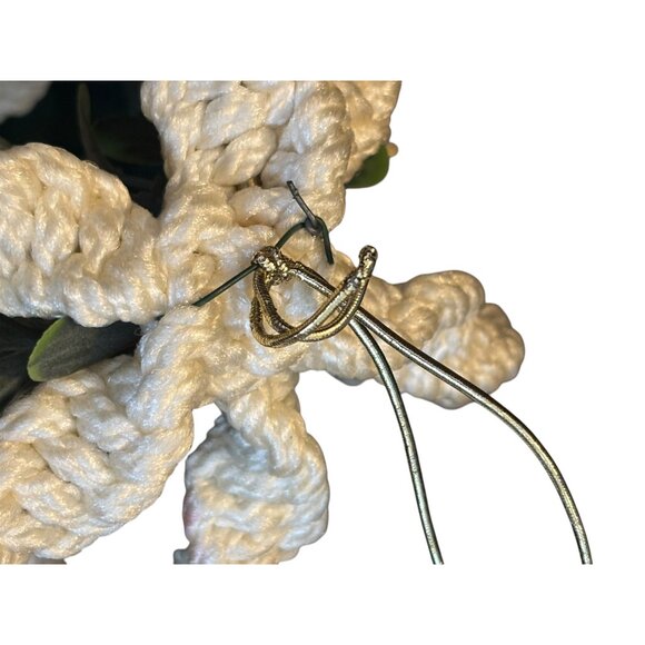 Vintage 1970's Macrame Mistletoe Kissing Ball 12" - Picture 6 of 6